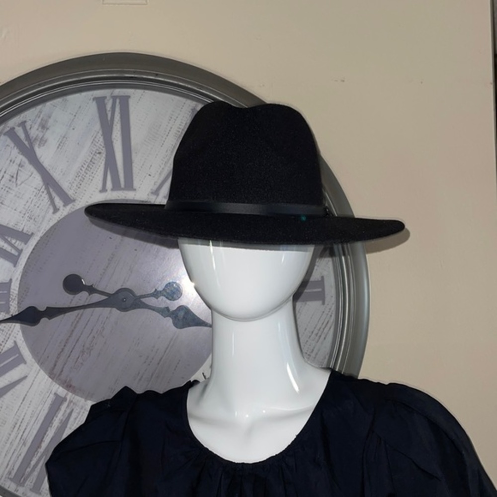 Beautiful black‎ goodfellow hat size M/L